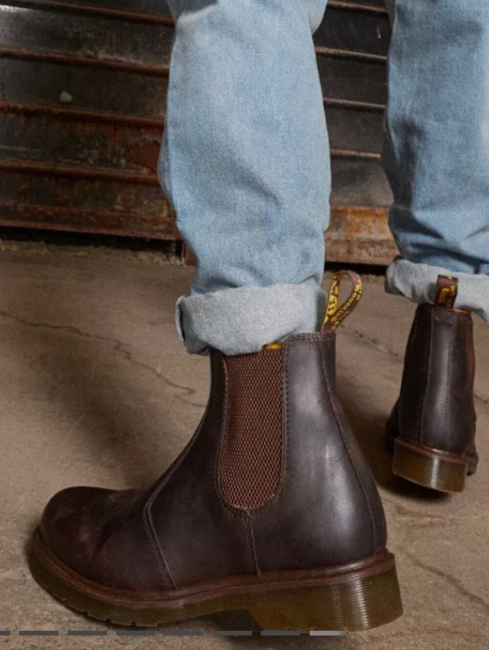 Doc Martens NEW Size 9: Chelsea Boots Crazy Horse Leather